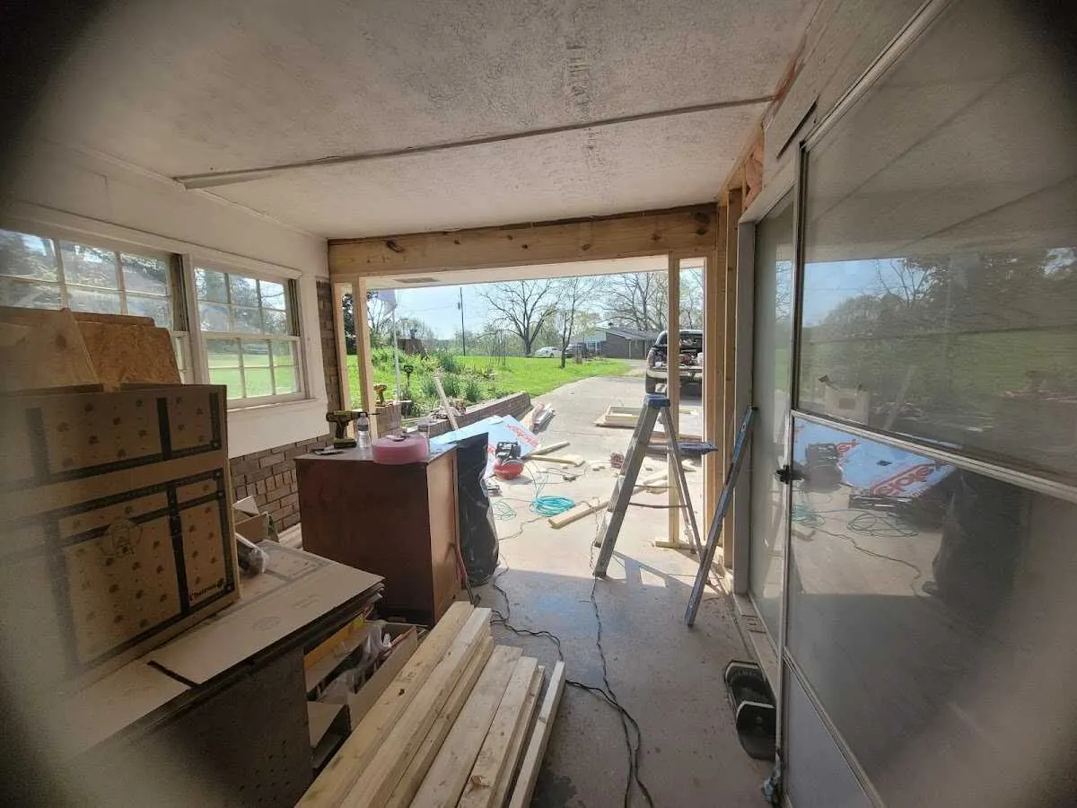 Air movers and dehumidifier for Water Mitigation Services in Half Moon